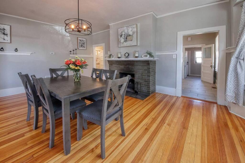Historic Home W/Pikes Peak Views 科罗拉多斯普林斯 外观 照片