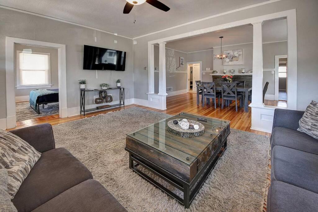 Historic Home W/Pikes Peak Views 科罗拉多斯普林斯 外观 照片