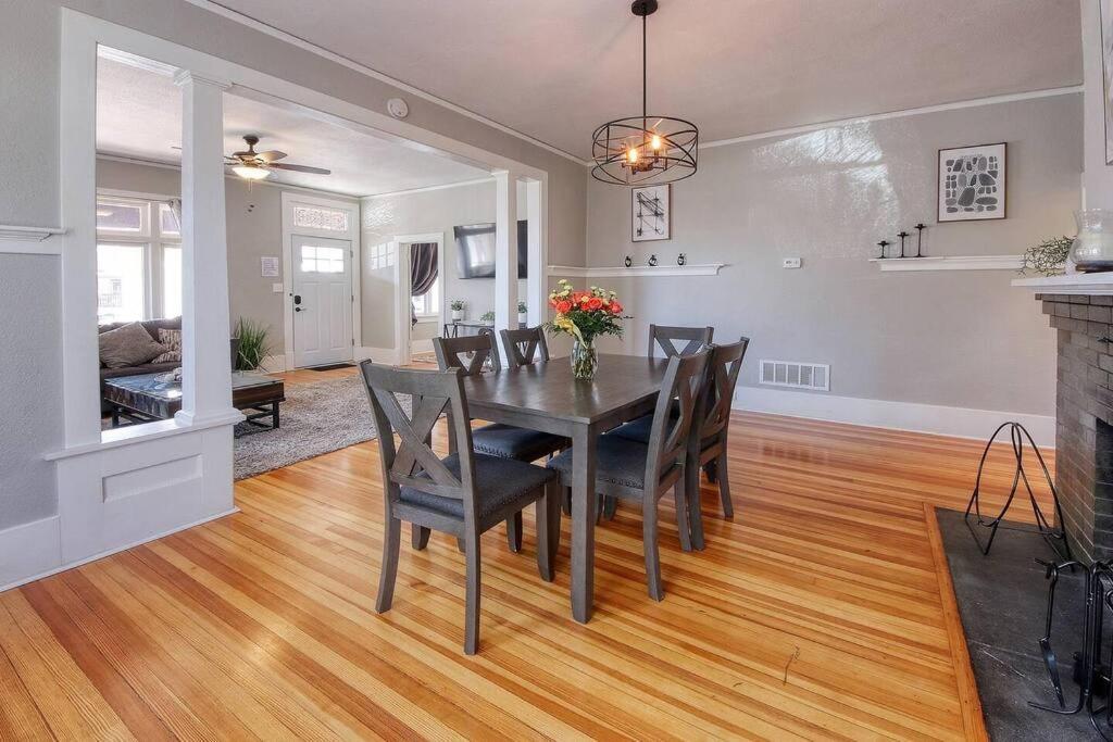 Historic Home W/Pikes Peak Views 科罗拉多斯普林斯 外观 照片